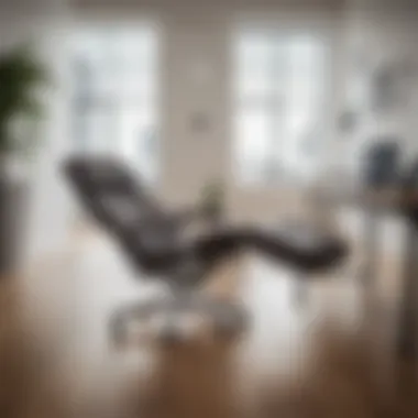 Ergonomic Design for Professional Spaces Ergonomic chaise lounge chair with wheels in an office environment